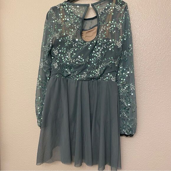 Weissman Dance Costume sage green sequin appliqué Saint Honesty 13413 LC child - Picture 3 of 12